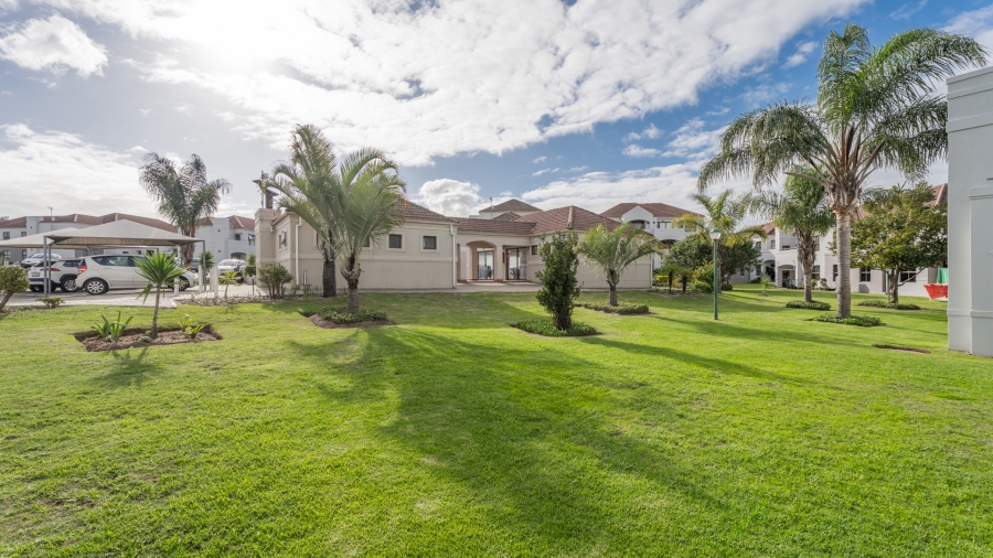 To Let 2 Bedroom Property for Rent in Vredekloof East Western Cape